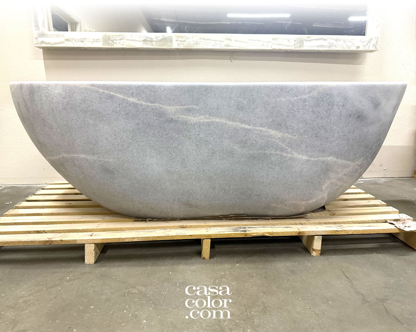 Gray and White marble stone tub