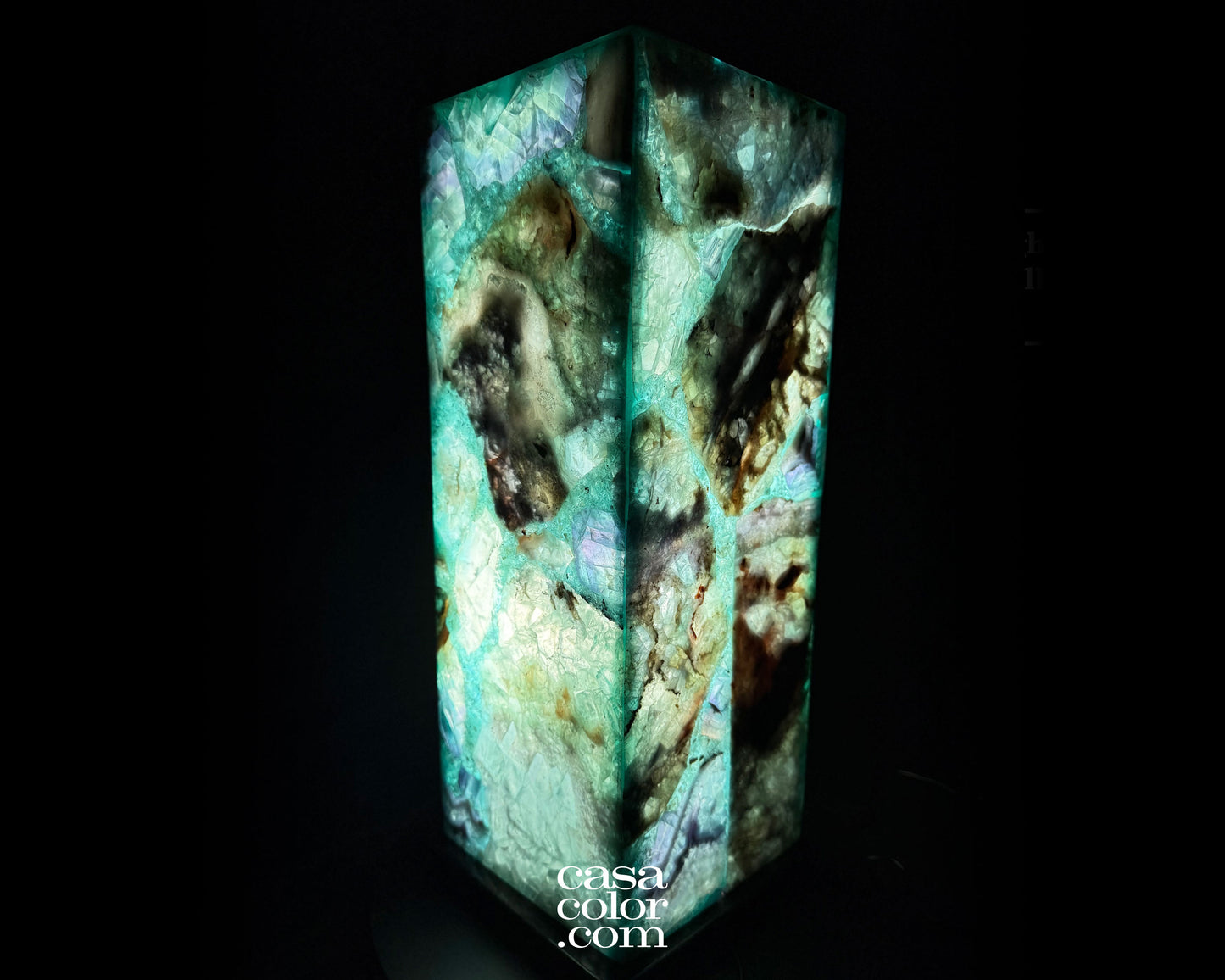 Fluorite green lamp