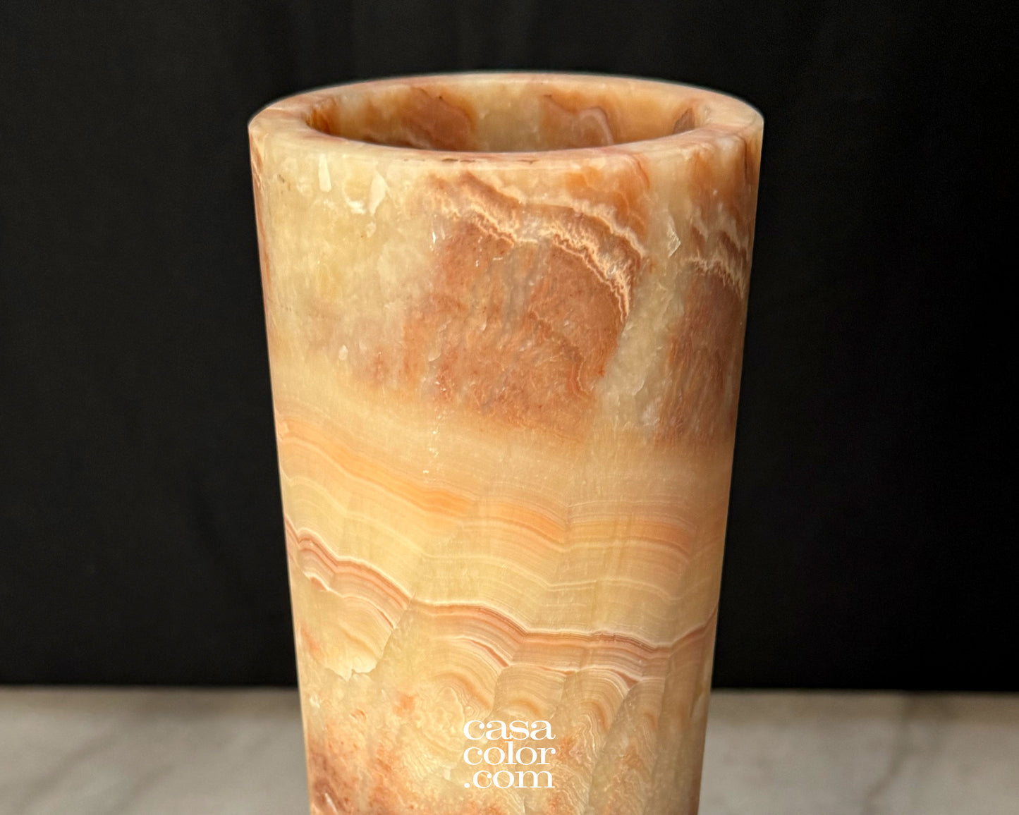 Onyx Fire Cylinder Lamp 01