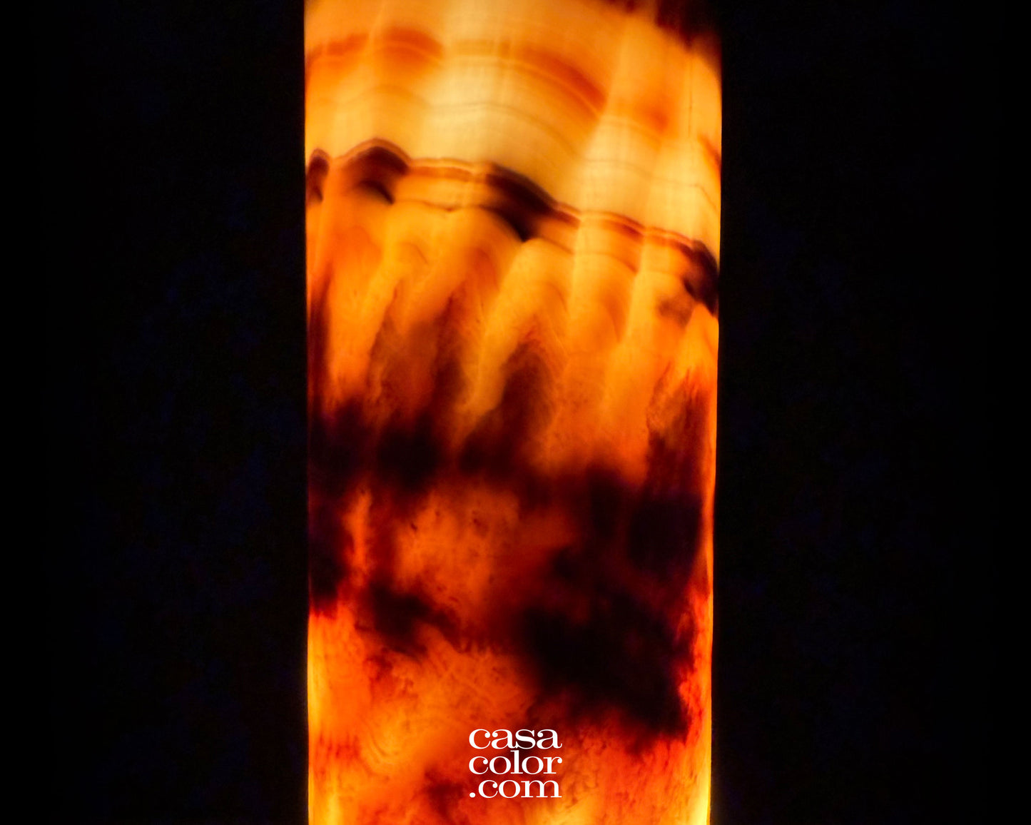 Onyx Fire Cylinder Lamp 01