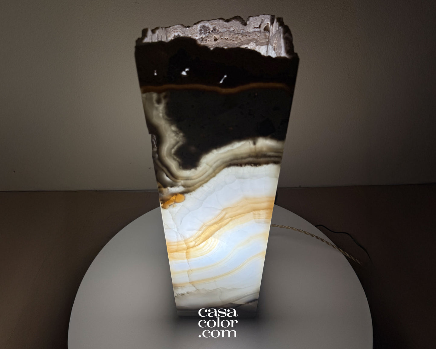 White Caramel Onyx Lamp 20"