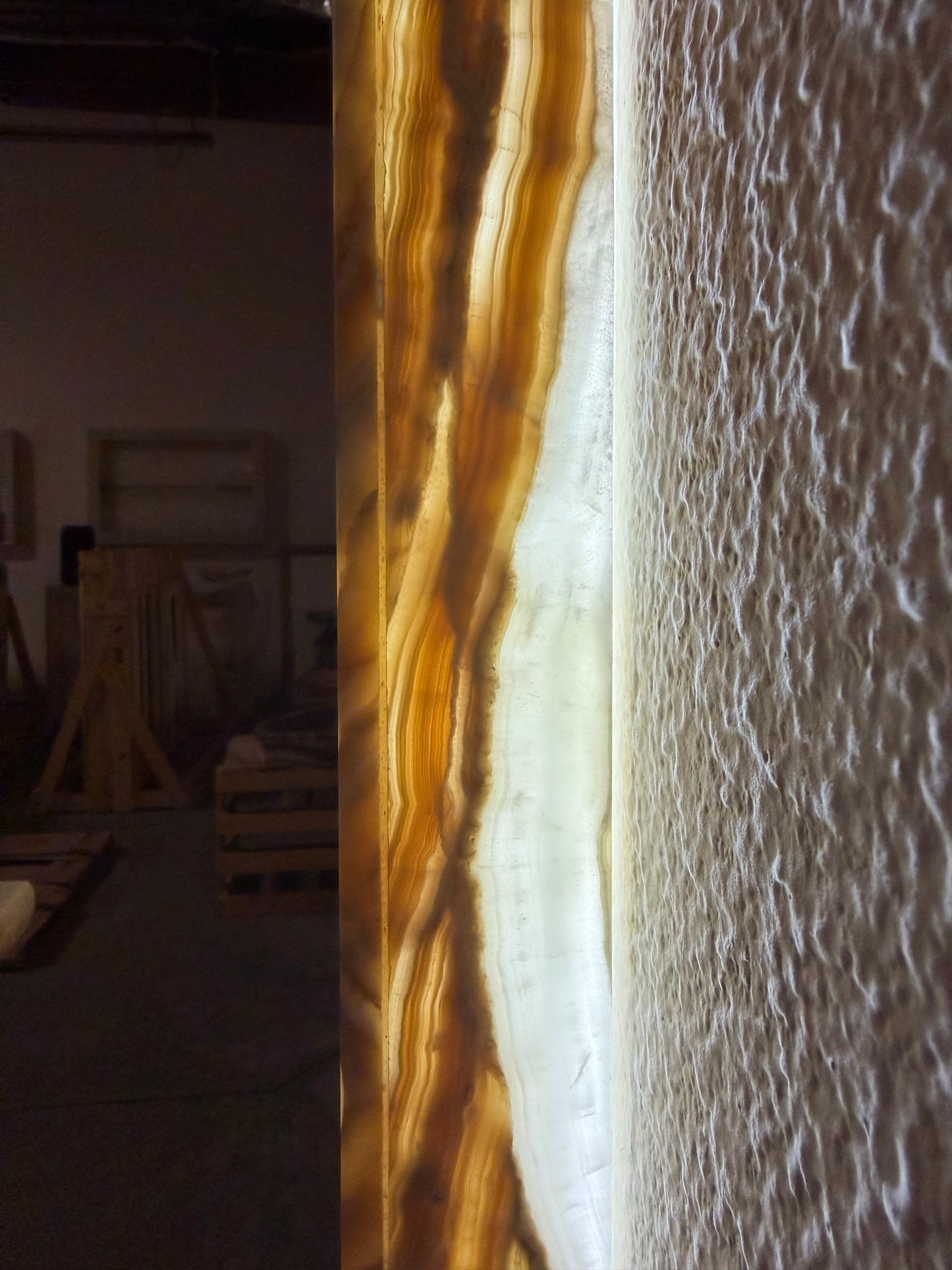 Onyx Caramel Wall Panel