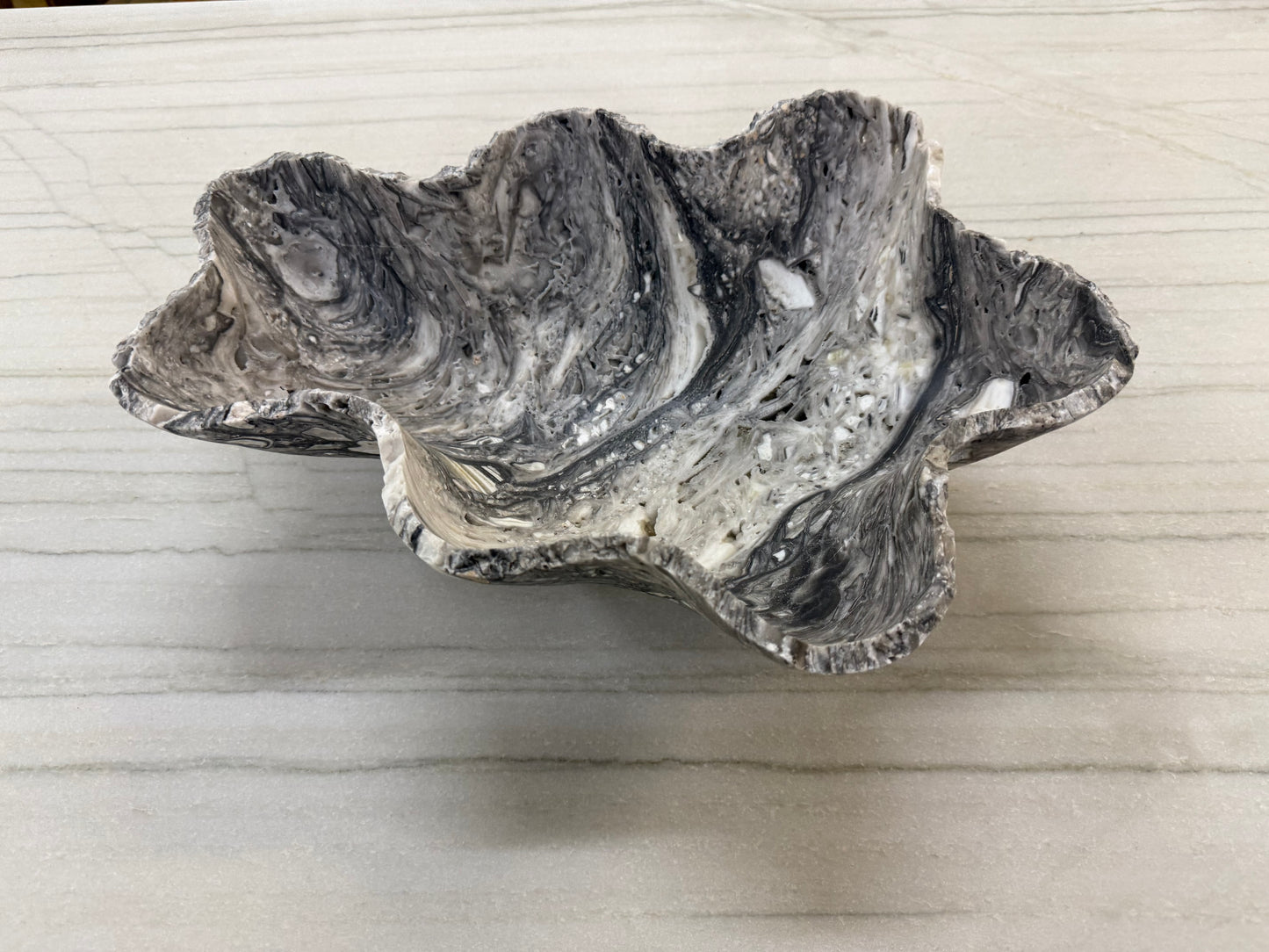 Black/White Onyx Bowl. Center Table Piece.