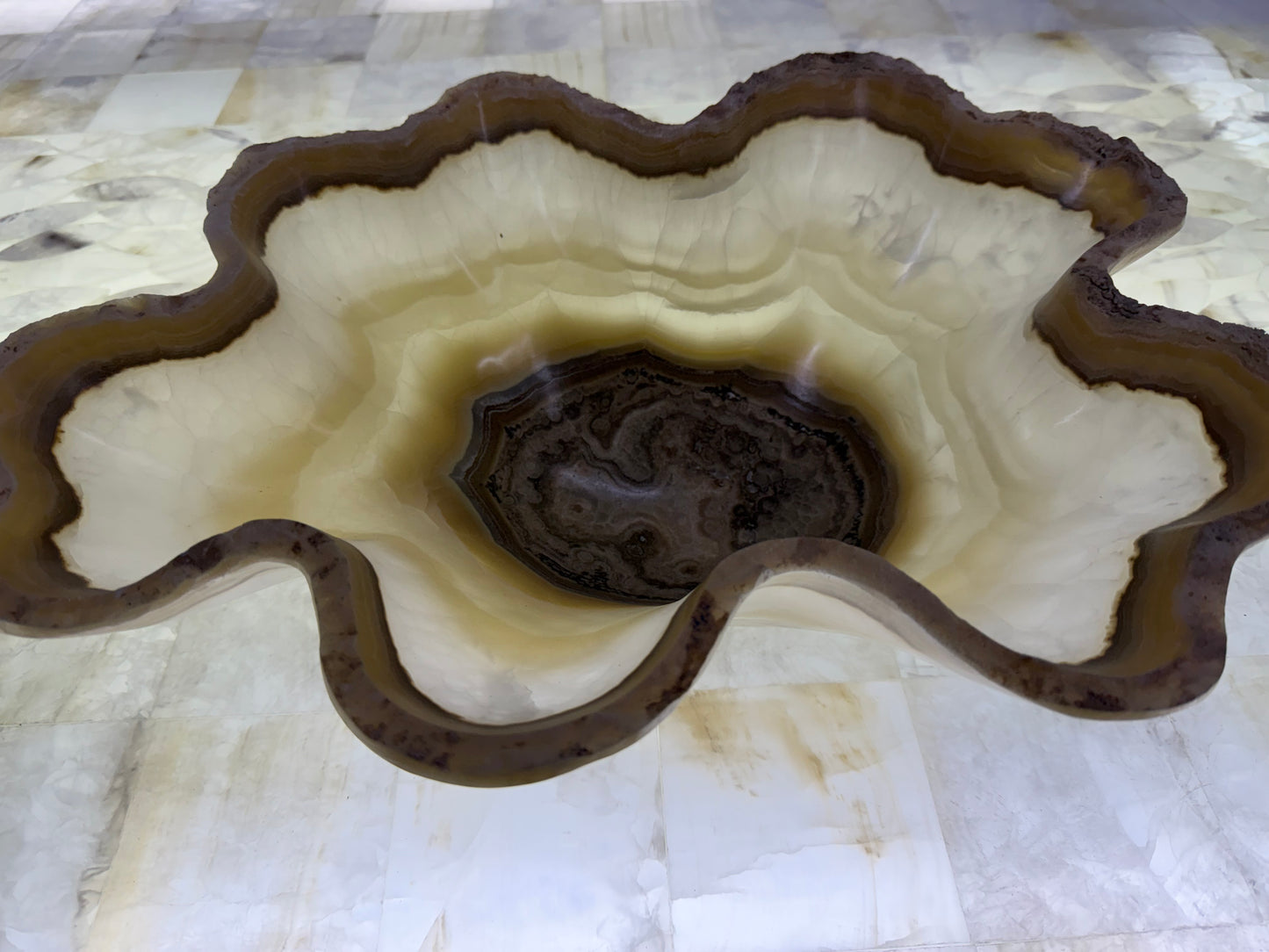 White Nacar Onyx with Brown Banding Bowl