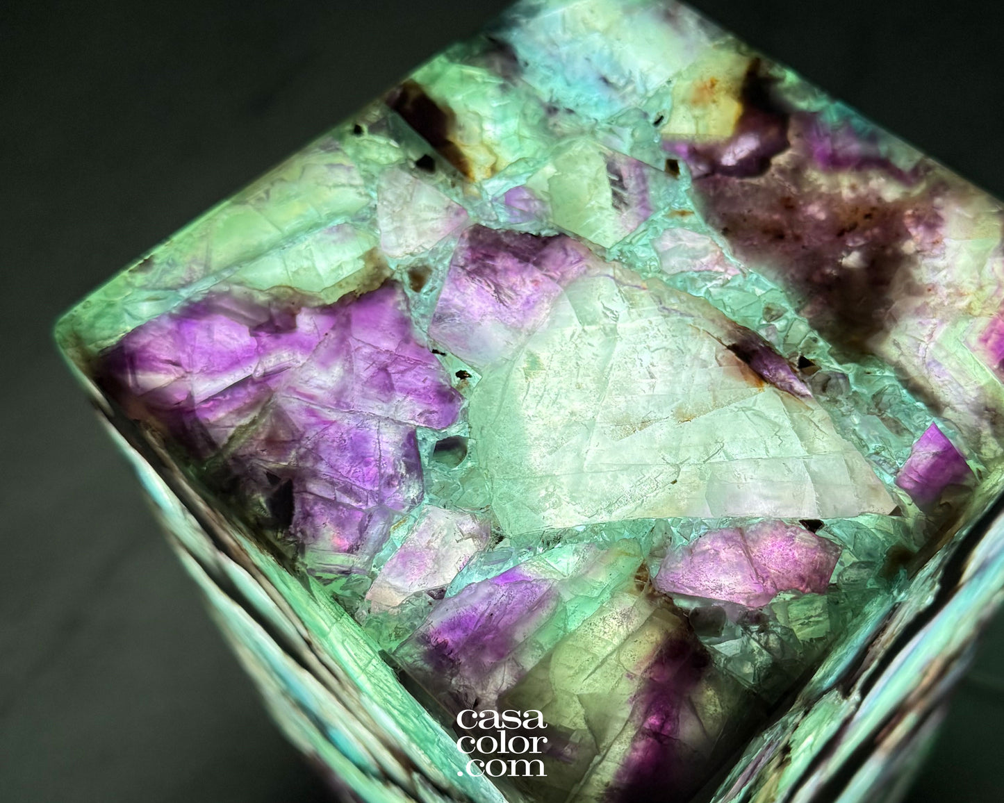 Fluorite Crystal Lamp 01