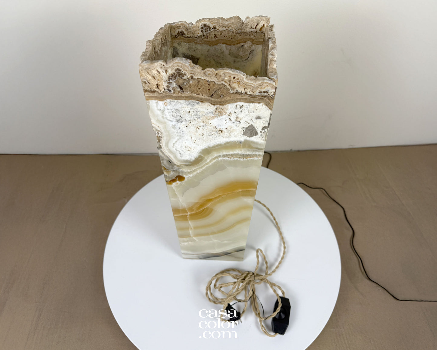 White Caramel Onyx Lamp 20"