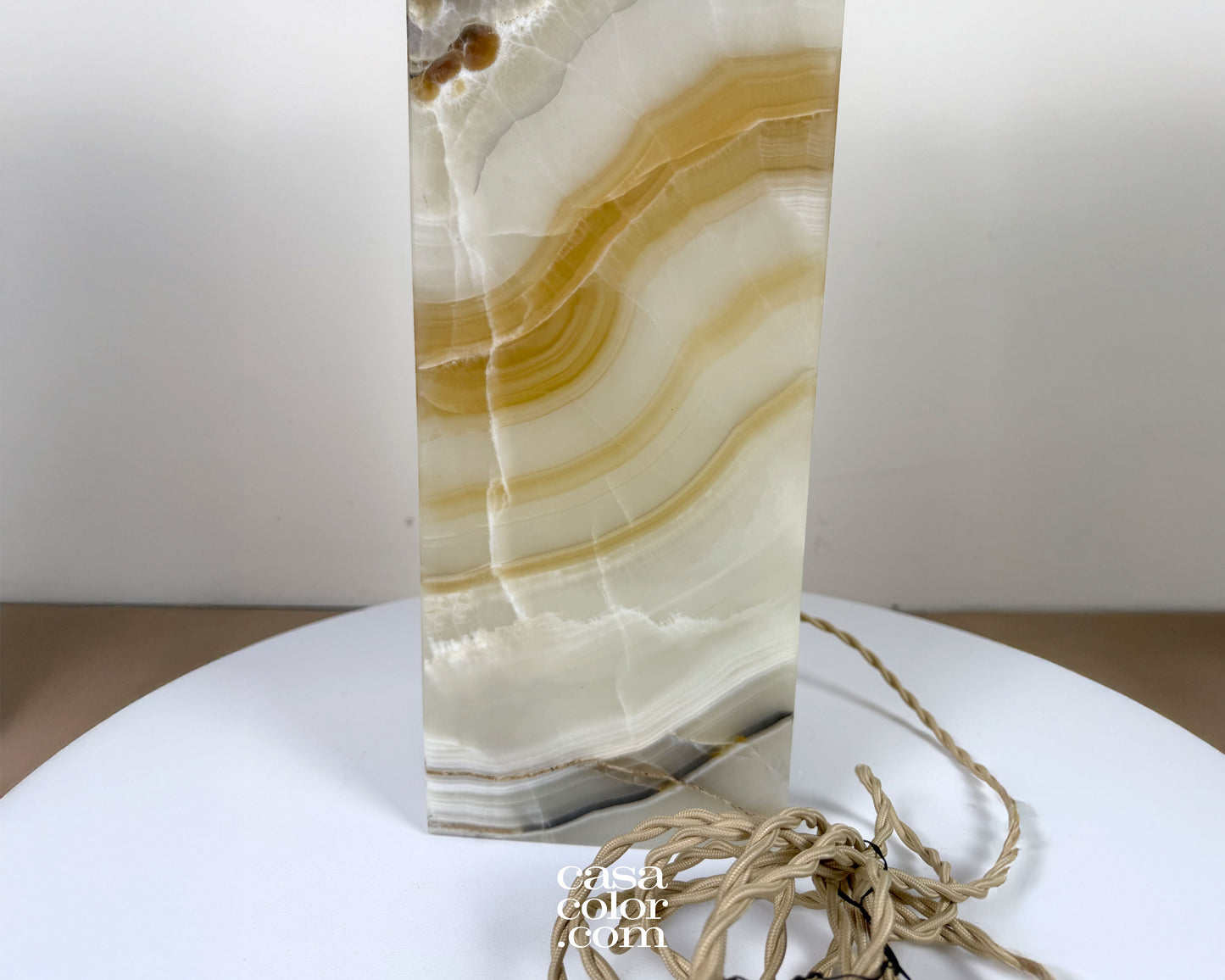 White Caramel Onyx Lamp 20"
