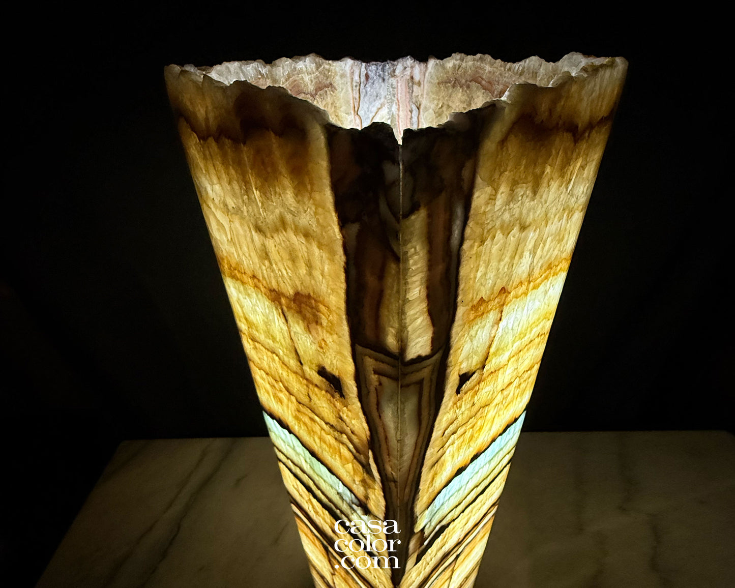 Beautiful Onyx Serpentine Tower 33.5"