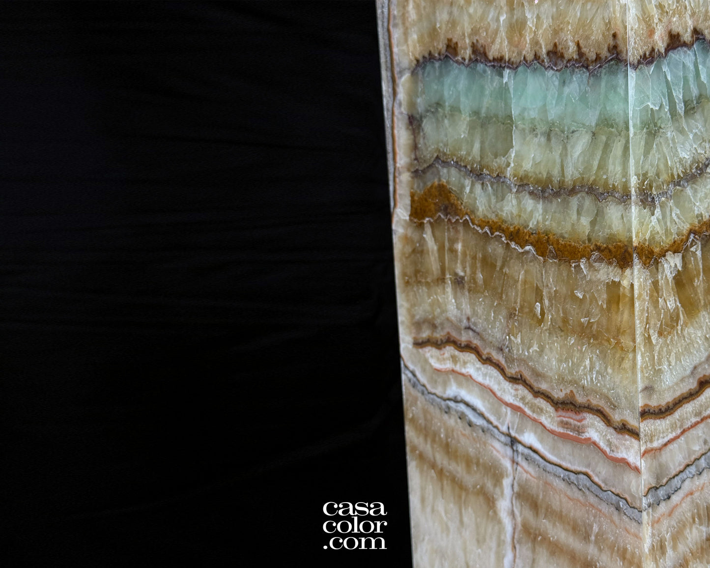 Beautiful Onyx Serpentine Tower 33.5"