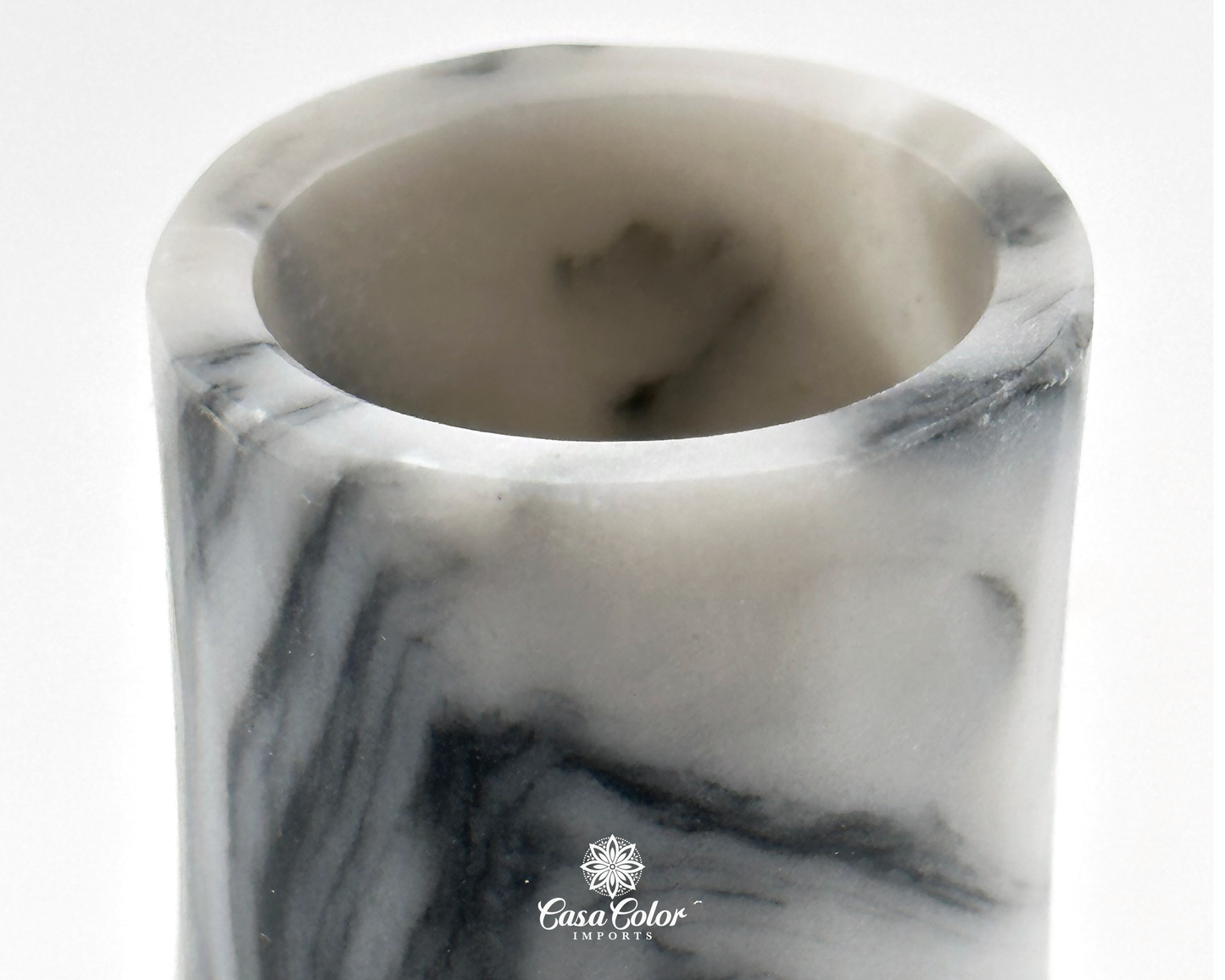 Elegant Black and White Onyx perfect for Espresso, Tequila and Mezcal shots. Set of six! A Must have!!